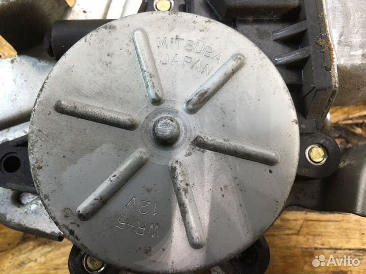 Стеклоподъемник передний правый Mitsubishi Lancer