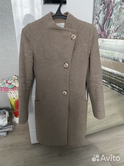 Пальто с мехом чернобурки