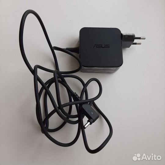 Зарядный блок для ноутбука Asus