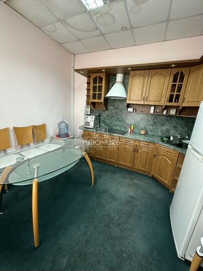 Офис, 200 м²
