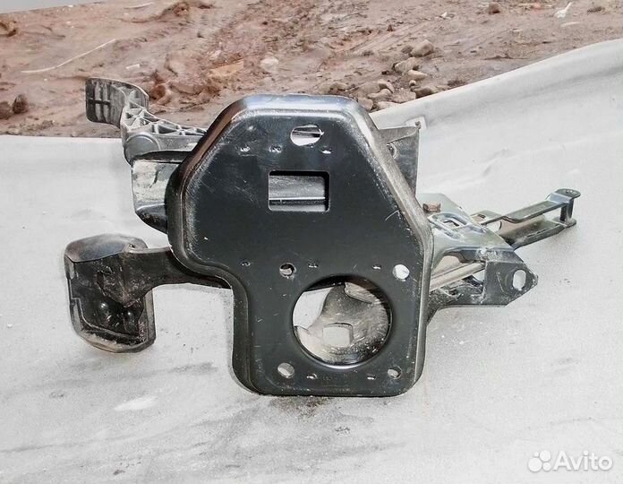 Педаль газа VW Polo 04г 1.4 16кл