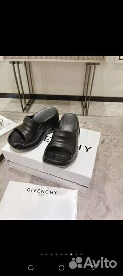 Сабо Givenchy (35-40)