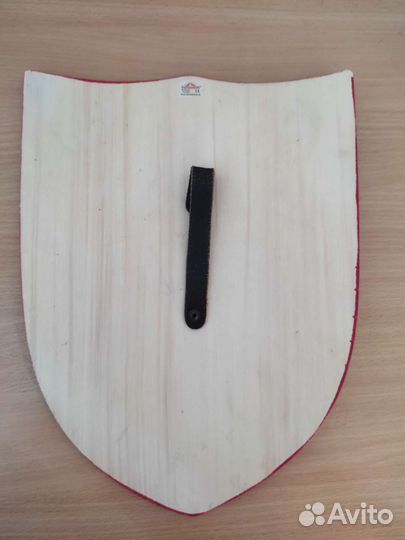 Щит рыцарский