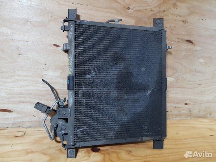 Радиатор кондиционера Nissan Vanette SK82VN F8