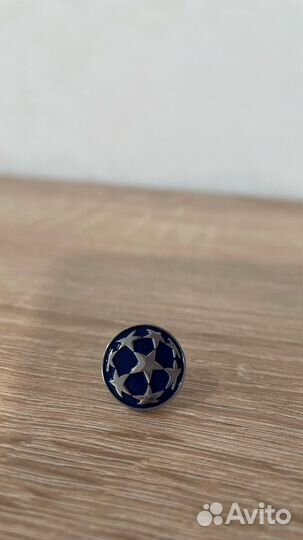 Значок лига чемпионов оригинал