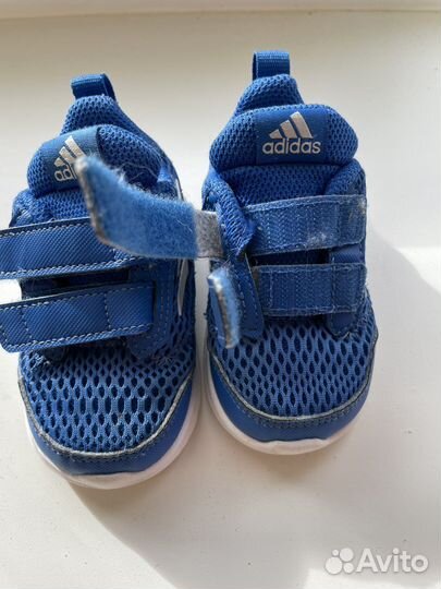 Кроссовки adidas оригинал