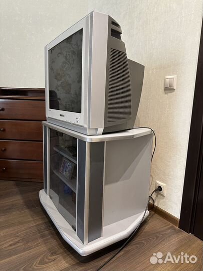 Тумбочка под тв