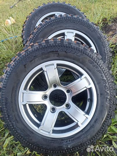 Грязевые колеса на ниву r15