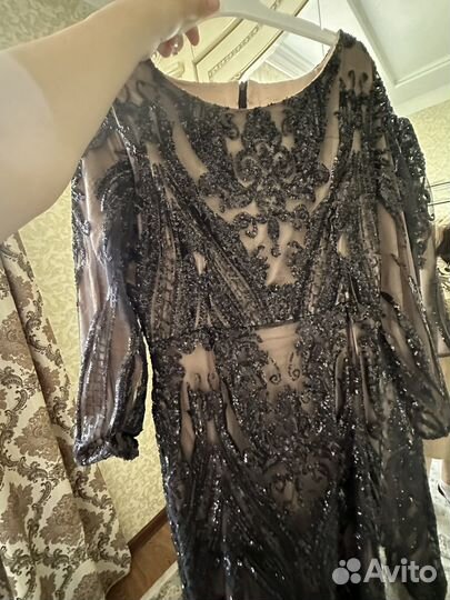 Вечернее платье