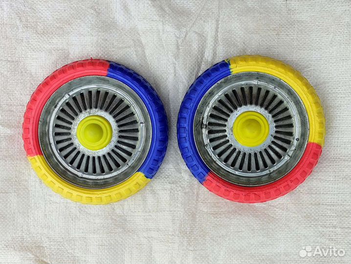 Колеса для коляски и другие