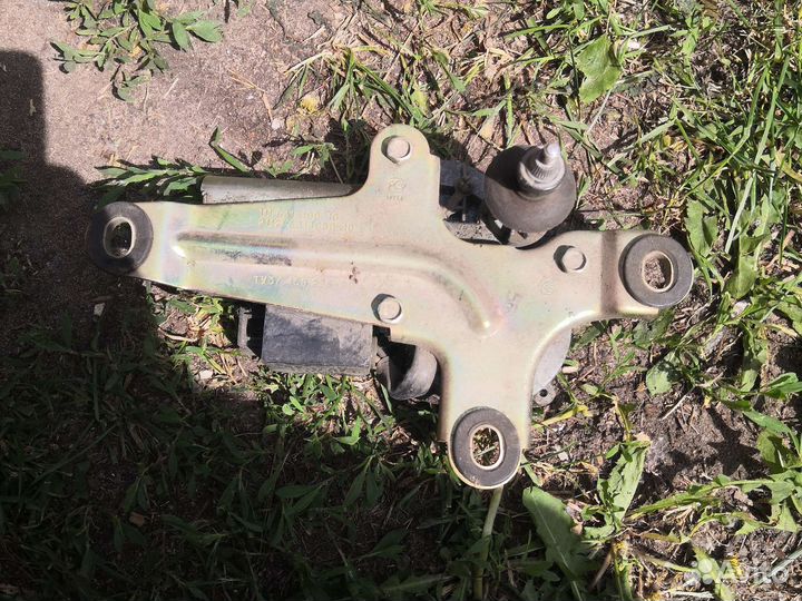 Моторчик стеклоочистителя задний ваз2112