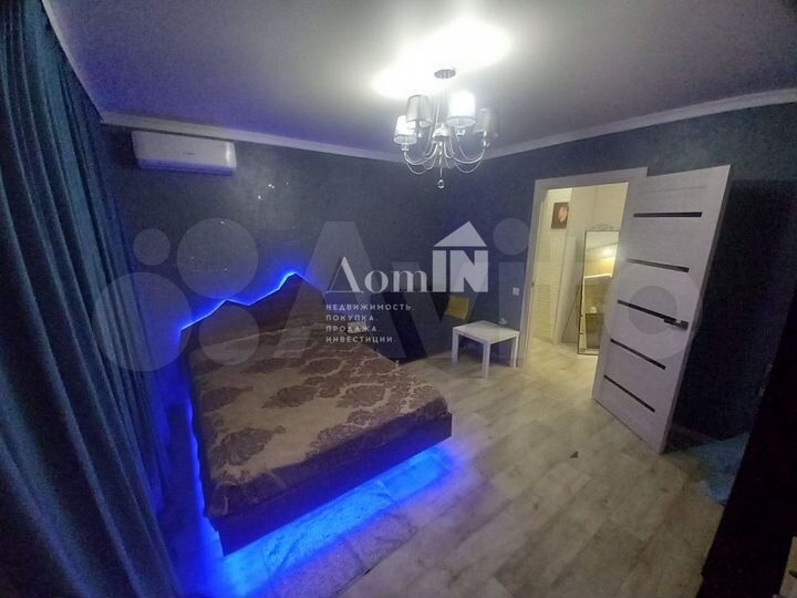 2-к. квартира, 45 м², 1/9 эт.