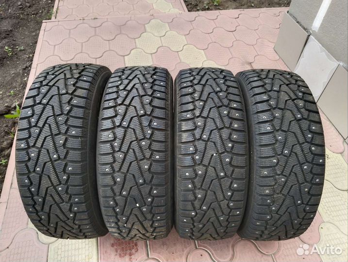 Pirelli Winter Ice Zero 205/60 R16 96T