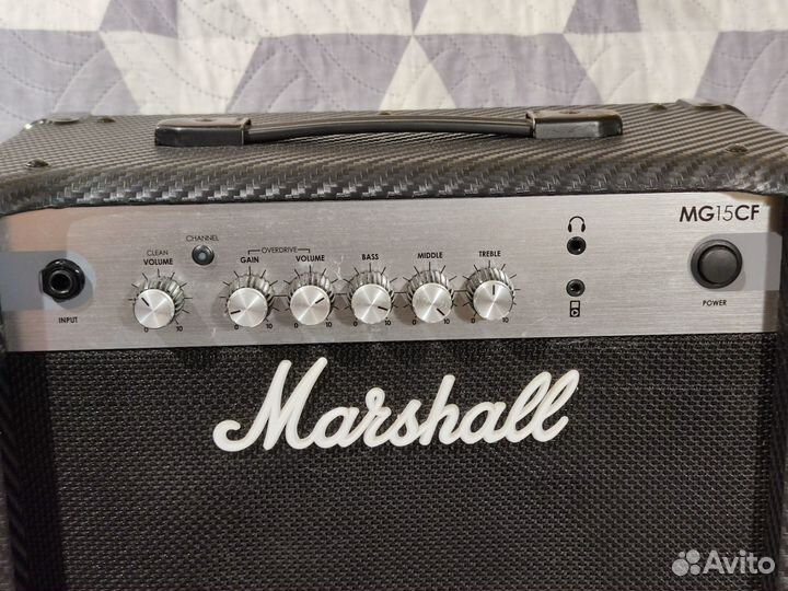 Комбоусилитель Marshall MG15CF