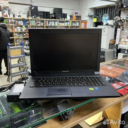 Ноутбук Lenova B590