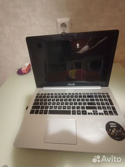 Ноутбук Asus