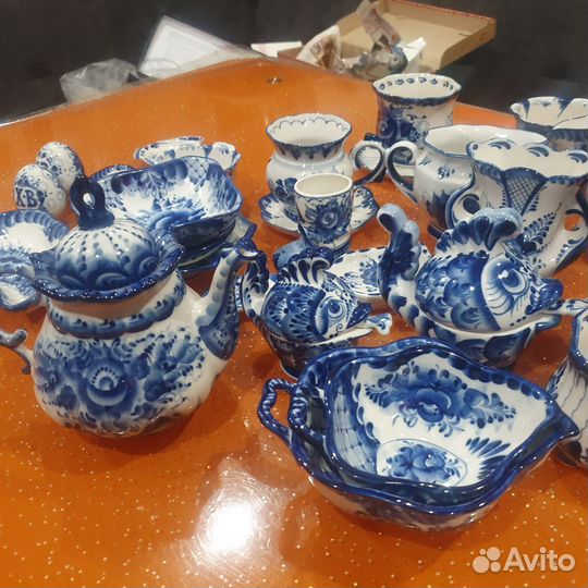 Коллекция посуды гжель