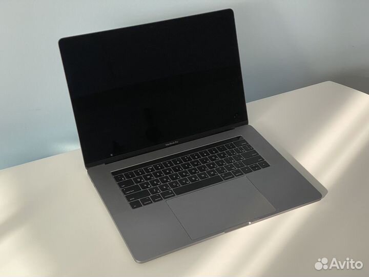 Apple MacBook Pro 15 2016