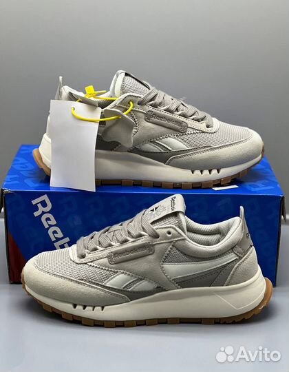 Кроссовки reebok classic женские