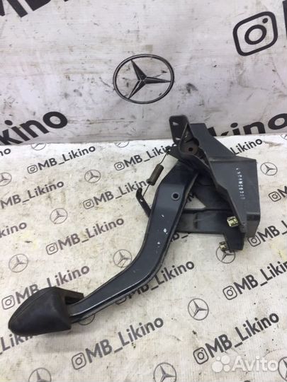 Педаль тормоза Mercedes S-Класс W220