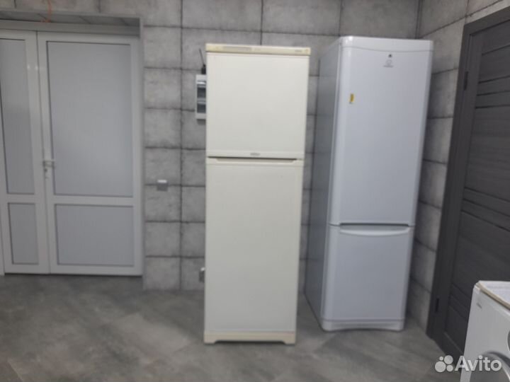 Холодильник Stinol 110ER (А02)(1294)