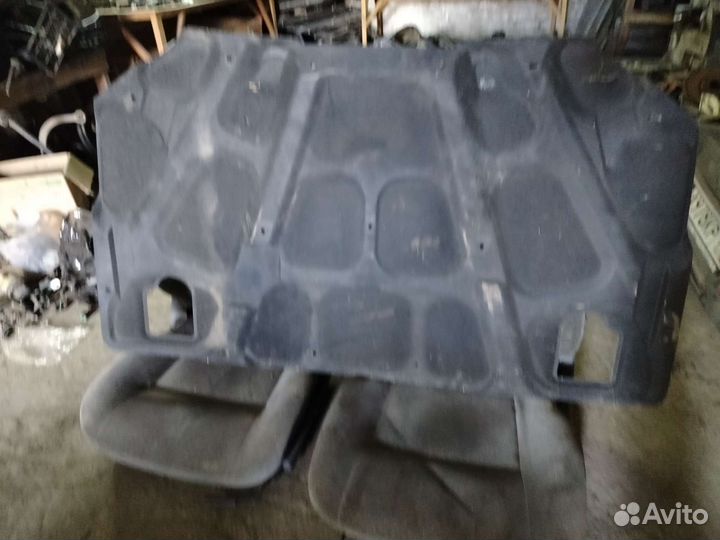 Изолятор обшивка капота Киа маджентис 1