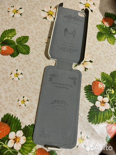 Чехол на iPhone 4s