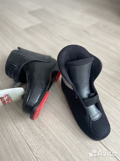 Горнолыжные ботинки