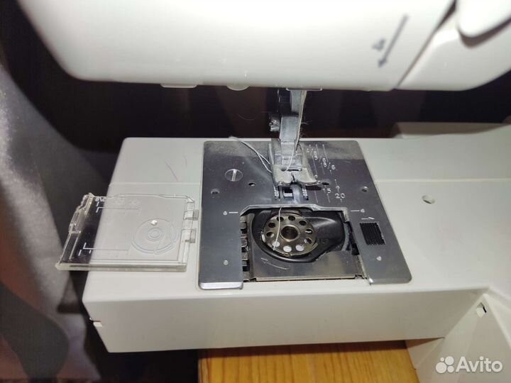 Швейная машина Janome se 522