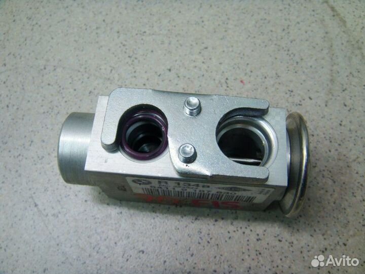 Клапан кондиционера Bmw X5 E70