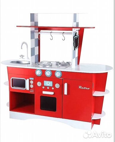 Большая кухня из дерева ELC