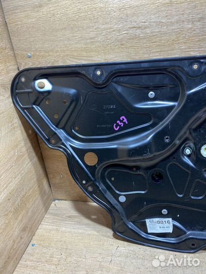 Стеклоподъемник задний левый VW Passat B6 C37