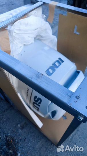 Мотор лодочный Suzuki DF100BTL белый в наличии