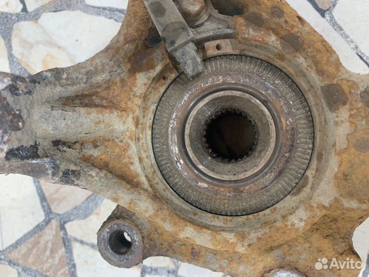 Кулак поворотный передний Citroen C4 хэтчбэк EP6