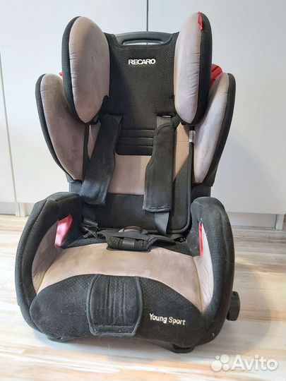 Автокресло Recaro 9-36кг