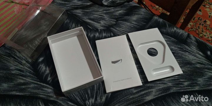 Коробка от наушников apple