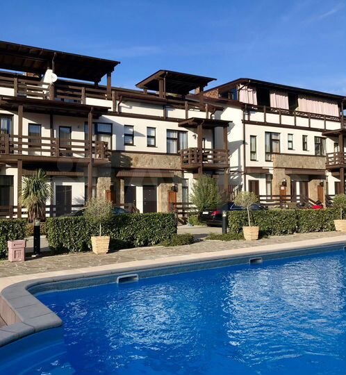 3-к. квартира, 130 м², 2/2 эт.