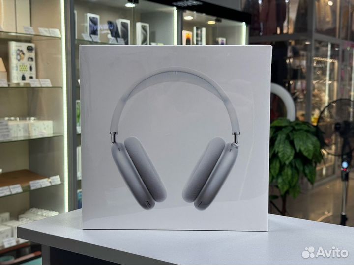 Наушники Apple AirPods Max. Белый