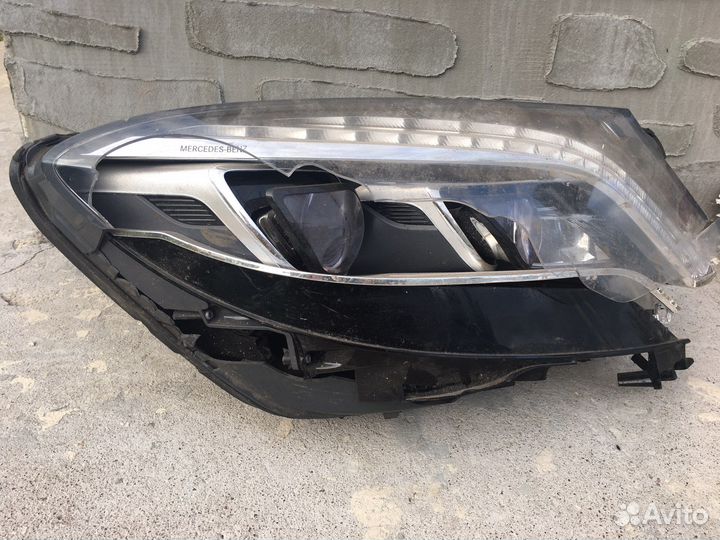 Фара битая правая Mercedes S W222
