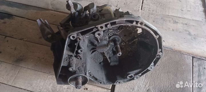 Renault laguna 2 МКПП 1.8 бензин jr5010