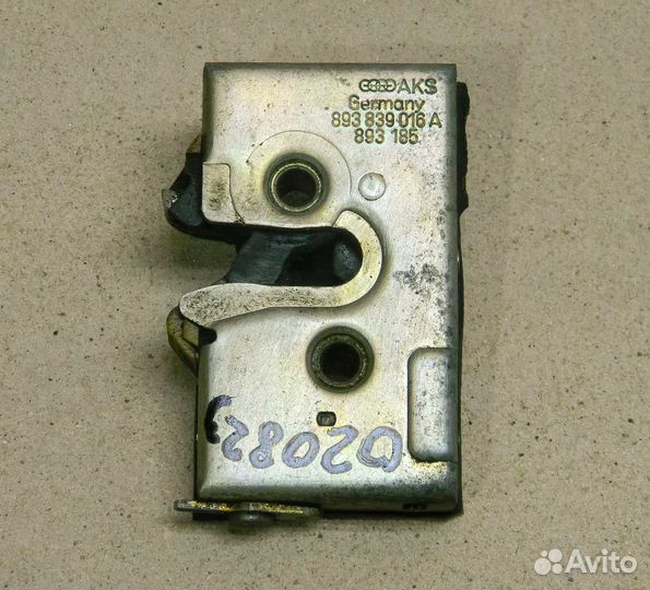 Замок двери задней правой Audi 80 B3