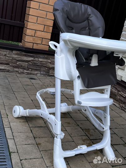 Стульчик для кормления cam