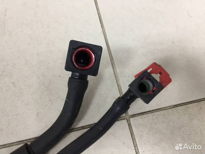 Б/У Трубка топливная PE1113410B mazda