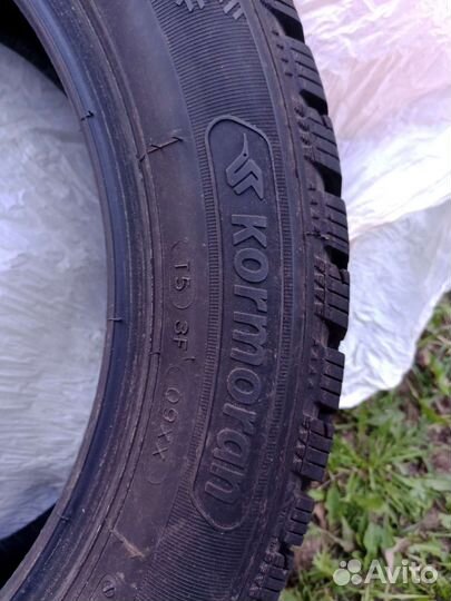 Kormoran Snow 215/55 R17 98V