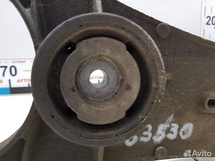 Кронштейн заднего редуктора