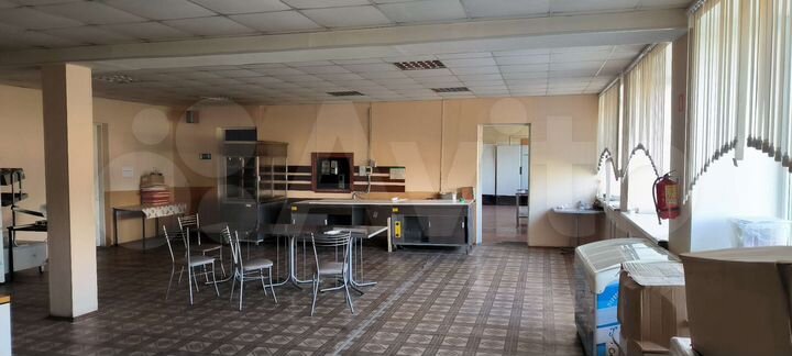 С оборудованием и готово к работе, общепит, 214 м²
