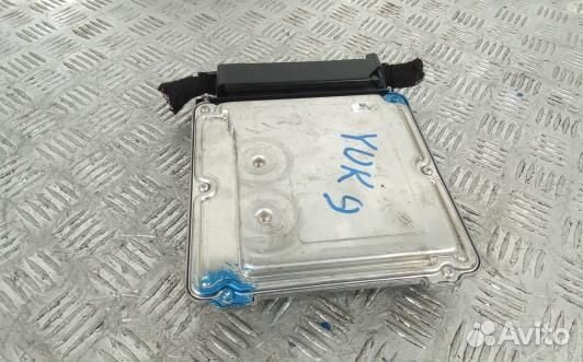 Блок управления двс audi A6 C6 (YUK09PC01)