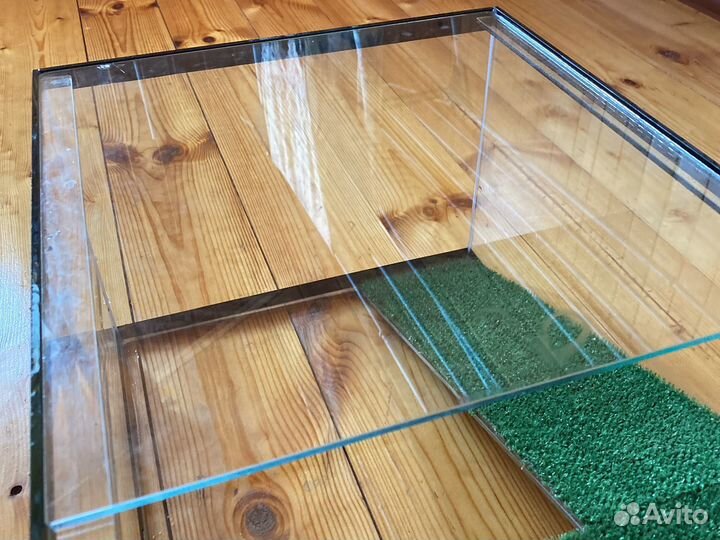 Продаю аквариум на 50литров небодошол