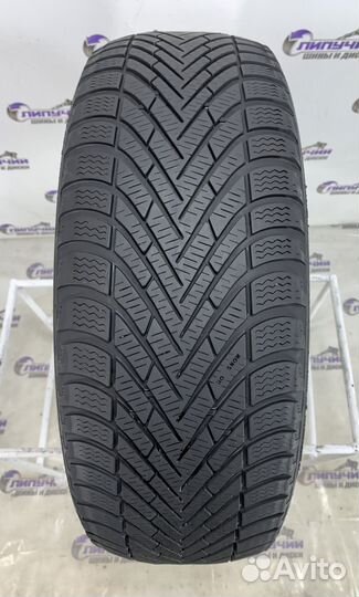 Pirelli Winter Cinturato 215/55 R17 98T