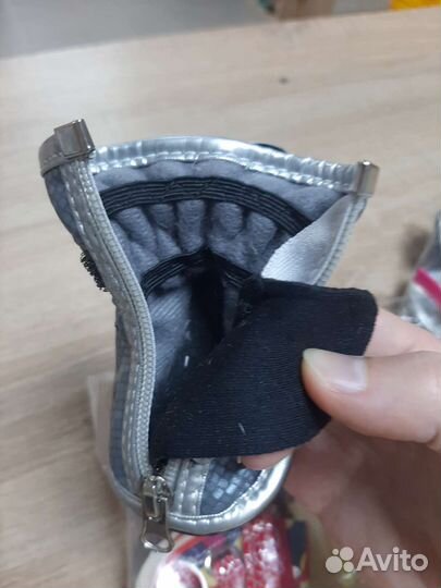 Ботинки для маленьких собак